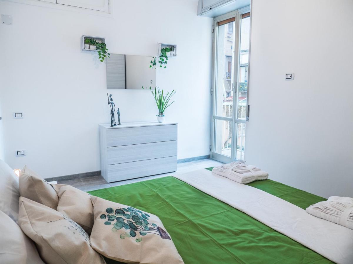 شقة Chiaia Premium Flat, Naples Center, Near Seaside المظهر الخارجي الصورة